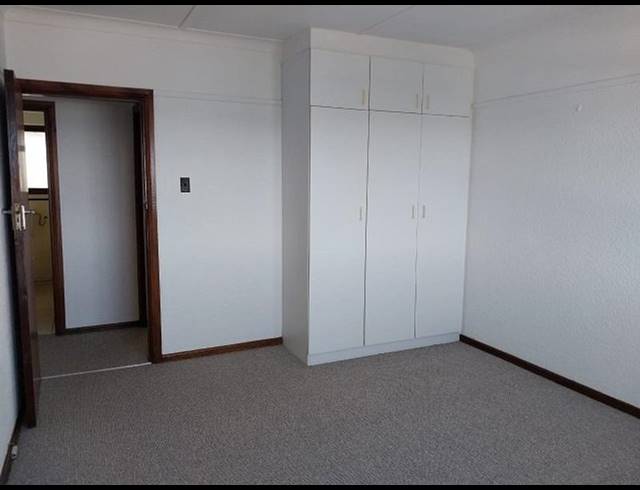 2 BEDROOM PROPERTY TO RENT IN SIMONS TOWN CENTRAL